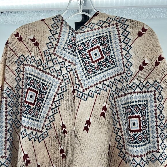 Illa Illa Women's Open Front Aztec Print Kimono Size Small Tassels - Picture 7 of 8